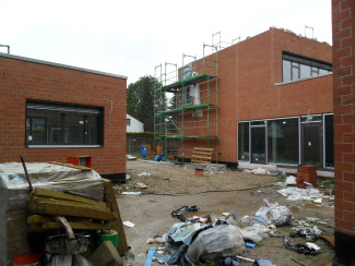Lukas-Kirche und Gemeindezentrum im Bau
